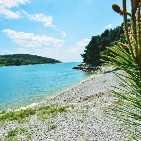 In Near Volme Banjole