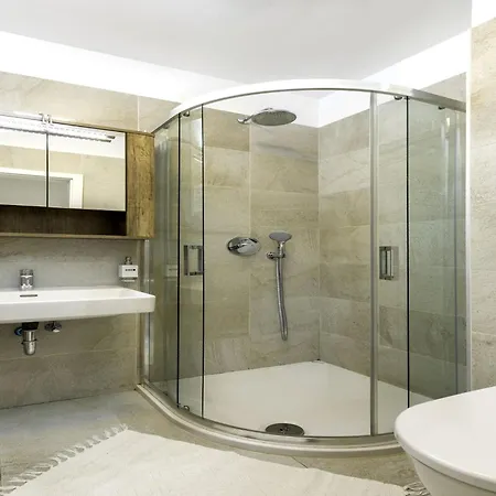 In Near Volme アパート